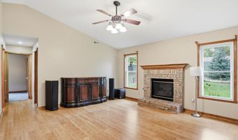 7819 Shannon Lakes Way, Indianapolis, IN 46217