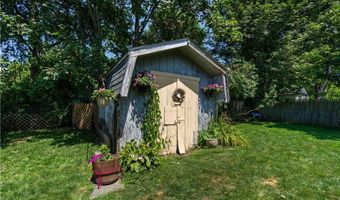 43 Garfield St, Newport, RI 02840
