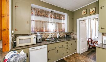 631 Gladstone Blvd, Shreveport, LA 71104