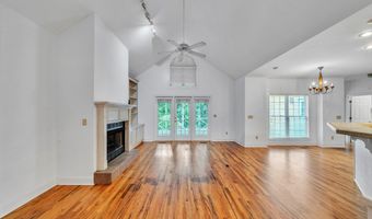 104 Westlake Cir, Americus, GA 31709