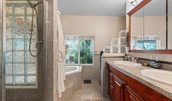 10880 Hess Dr, La Mesa, CA 91941