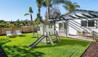 415 Edgehill Ln, Oceanside, CA 92054