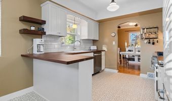 1019 Ash St, Alexandria, MN 56308