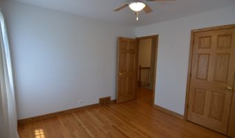 2405 E Miner St, Arlington Heights, IL 60004