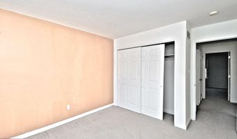5631 STONECROFT Ln, Allentown, PA 18106