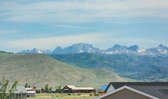 25 NEOSHA Trl, Boulder, WY 82923