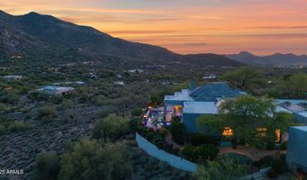 37221 N Holiday Ln, Carefree, AZ 85377