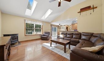 20 Hutchinson Hill Rd, Brookline, NH 03033