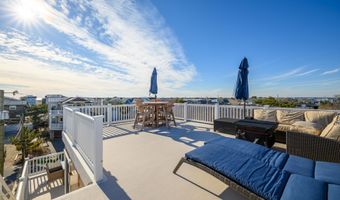 211 Stratford Ave, Beach Haven, NJ 08008