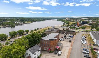 24 Pleasant St, Bangor, ME 04401