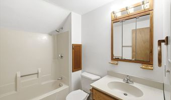 18 Ring Hill Rd, Bradford, NH 03221
