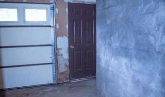 11 Melissa Ct, Albany, NY 12205