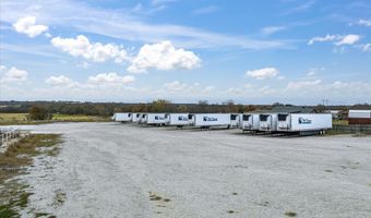 707 S Wickham St, Alvord, TX 76225