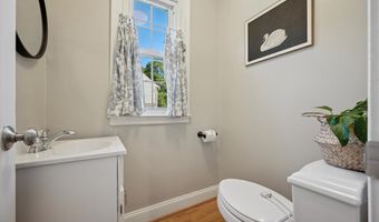1228 WHEATSHEAF Ln, Abington, PA 19001
