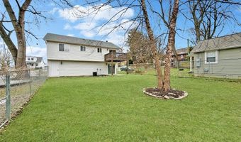 7633 Genesta St, Affton, MO 63123