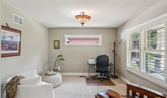 2716 53rd St, Des Moines, IA 50310