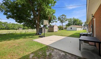 4114 Edgewood Dr, Ayden, NC 28513