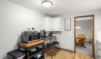 2601 S GREENVIEW St, Appleton, WI 54915