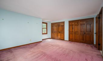 970 Cramton Ave NE, Ada, MI 49301