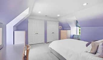 7556 PEPPERELL Dr, Bethesda, MD 20817