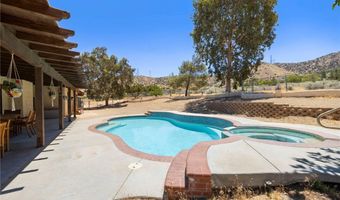 902 Searchlight Ranch Rd, Acton, CA 93510