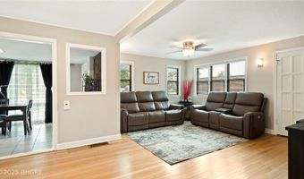 814 Prairie St, Adel, IA 50003