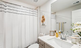 42023 SPRING AIR Dr, Brambleton, VA 20148