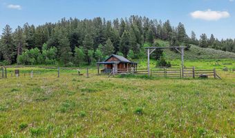 185 Lantern Way, Cascade, ID 83611