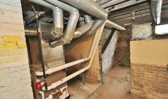 2 W Broadway, Bangor, ME 04401