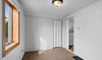 285 Division St, Algoma, WI 54201