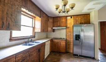925 State St, Altoona, KS 66710