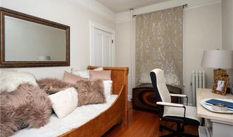 1 Pell St, Newport, RI 02840