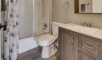1544 Hialeah Dr D, Las Vegas, NV 89119