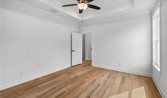 32 S Cheshnut Dr, Bella Vista, AR 72714