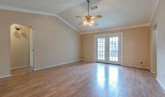 16 Hickory Ridge Dr, Benton, AR 72015