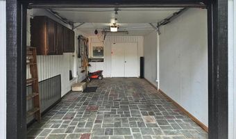1108 ROCKINGHAM St, Arlington, VA 22205