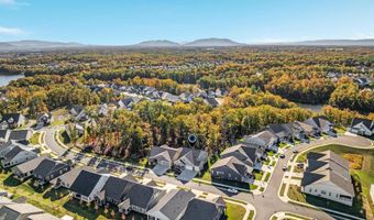 144 COWBIRD St, Lake Frederick, VA 22630