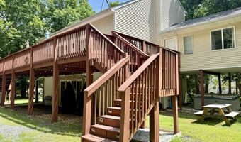 82 Tennyson Cir, Albrightsville, PA 18210