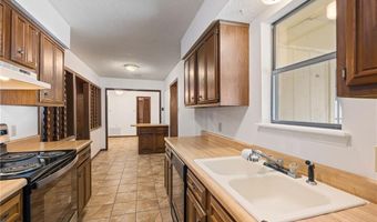 504 7th St, Barling, AR 72923