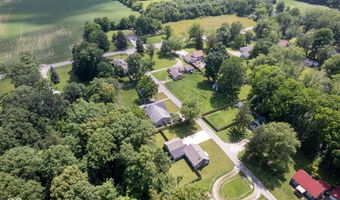 5902 Oak Ln, Anderson, IN 46013