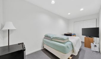 1403 Revere Rd 1403, Danbury, CT 06811