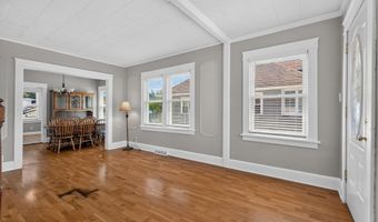 30 W Park Ave, Avenel, NJ 07001