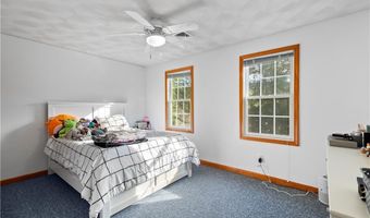 24 Poppy Hill Dr, Johnston, RI 02919