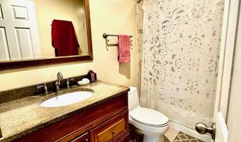 239 N MILL Rd 217, Addison, IL 60101