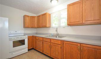 625 Hillman Rd, Akron, OH 44312