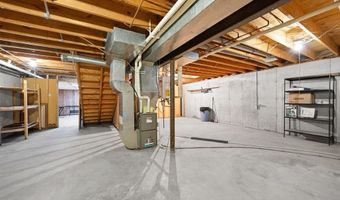 11938 Davis Rd, Alhambra, IL 62001