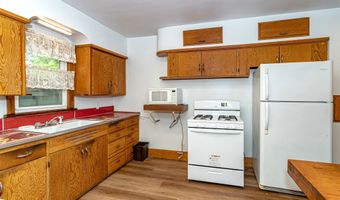 213 S Wilmoth Ave, Ames, IA 50014