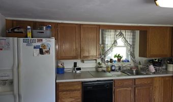 18 Cedar Ln, Belfast, ME 04915