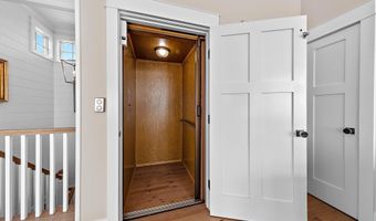 5 NINTH, Beach Haven, NJ 08008