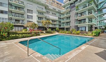 2957 Kalakaua Ave 415, Honolulu, HI 96815